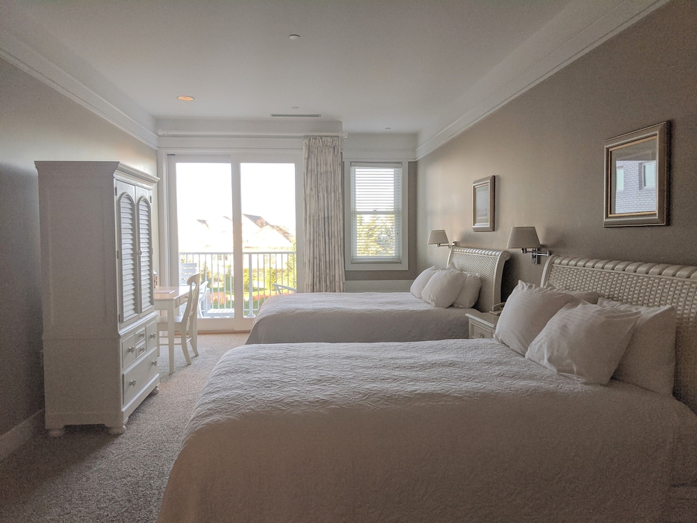 Captain's Suite photo 2