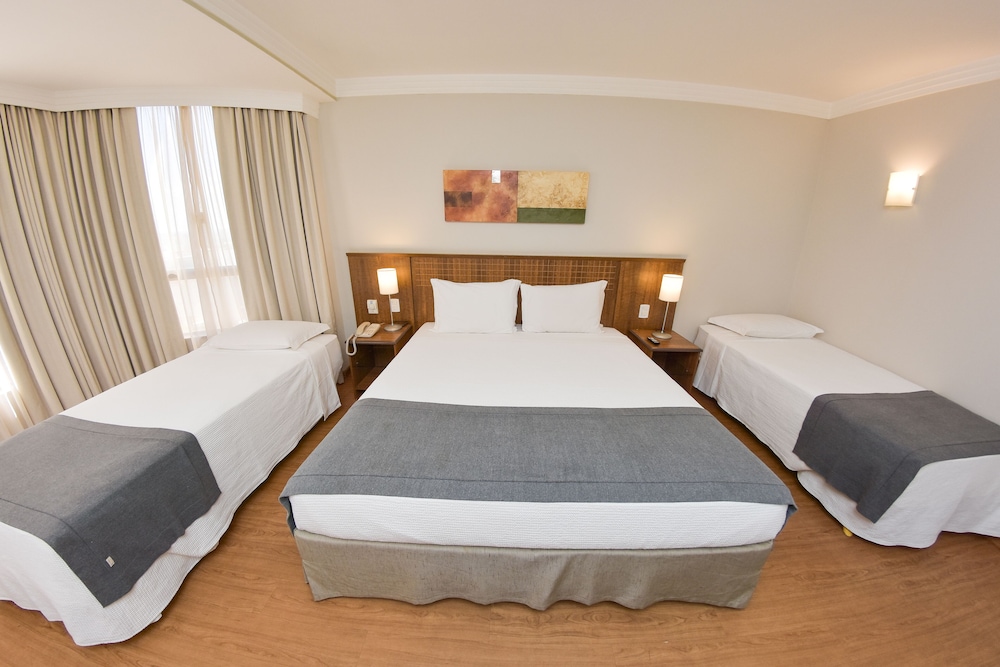 Executive Room - Photo 2