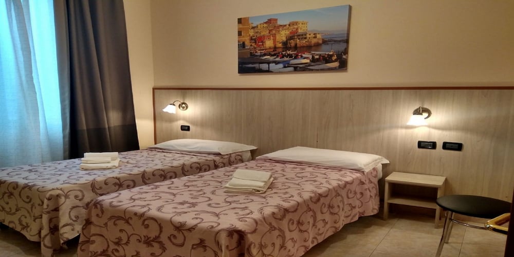 Double Room, 2 Twin Beds photo 2