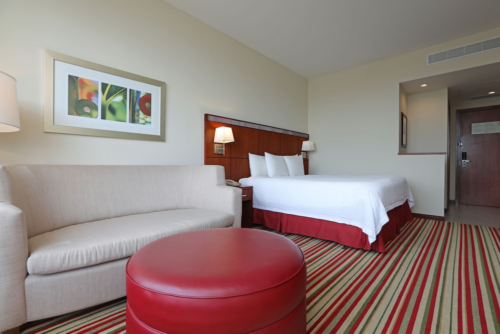 Superior Room, 1 King Bed with Sofa bed - Photo 2