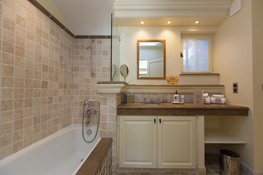 Superior Double Room - Photo 2