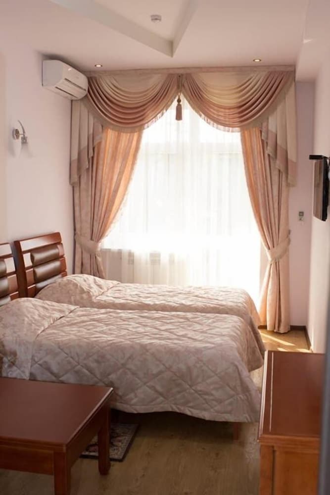 Standard Twin Room photo 1