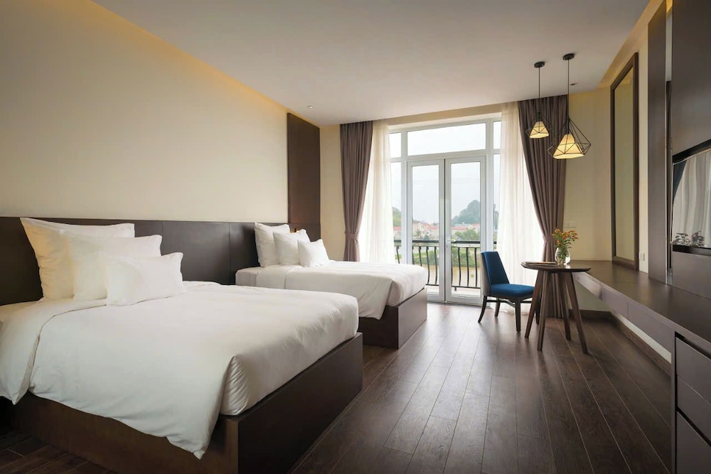 Superior Twin Room, Balcony