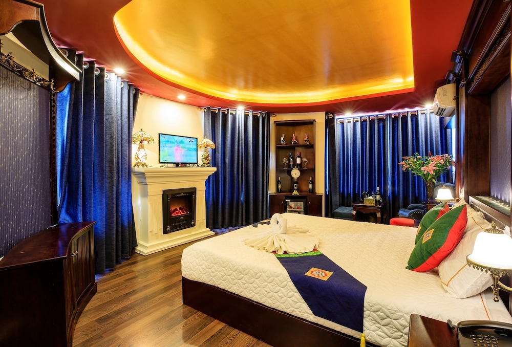 Classic Suite, City View photo 2