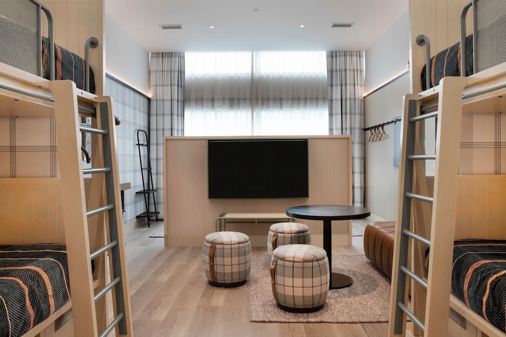 Suite photo 1