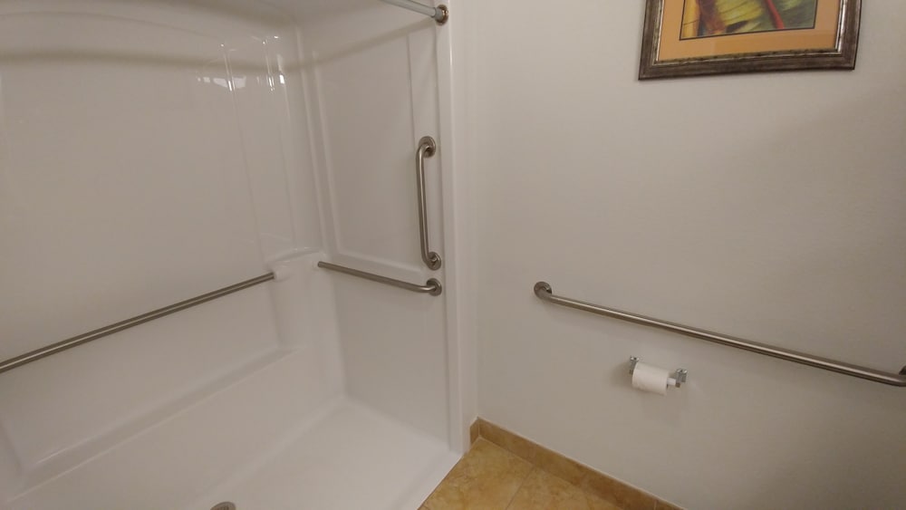 Superior Suite, 1 King Bed, Non Smoking (Mobility Bathtub w/Grab Bars) - Photo 4