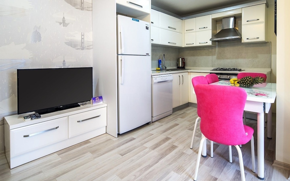 Standard Apartment, 1 Bedroom, Ground Floor (B-1) photo 2