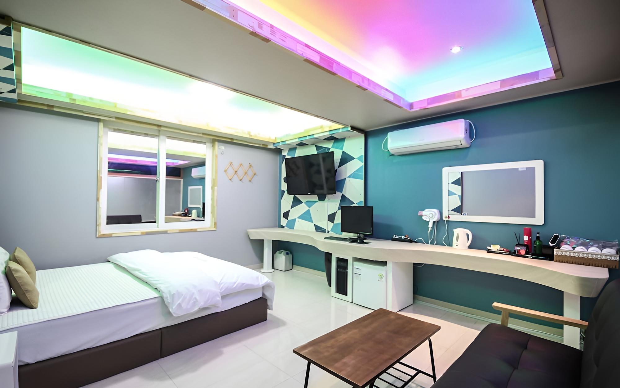 Room (VIP) - Photo 1