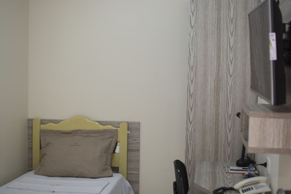 Standard Room, 1 Twin Bed, Non Smoking, Ensuite photo 1