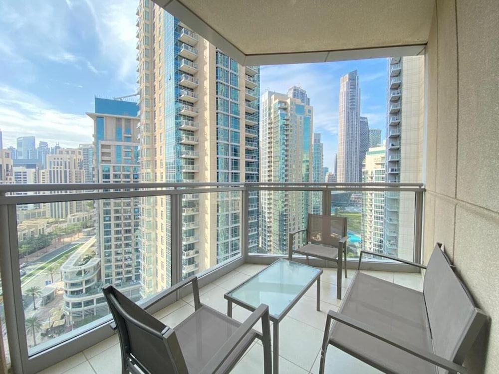 Apartment, Balcony, City View photo 3