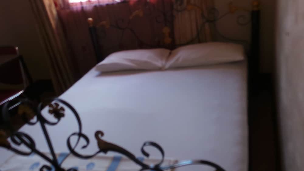 Double Room, 1 Double Bed