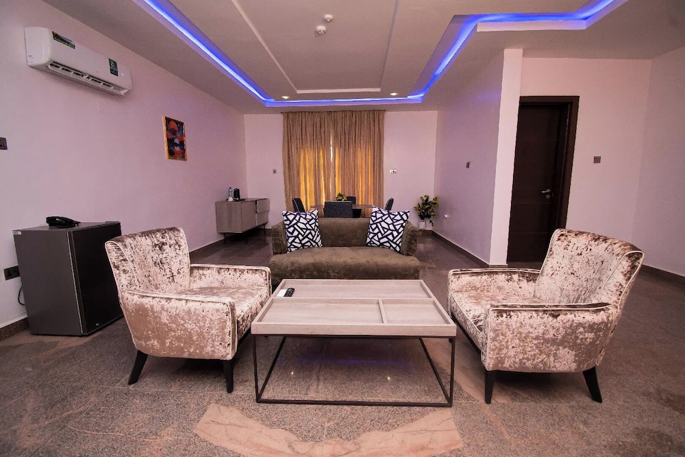 Signature Room, Balcony