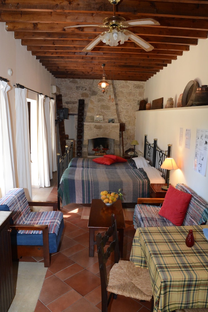 Triple Room photo 3