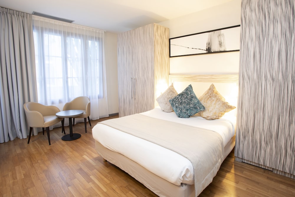 Junior Suite - Photo 1