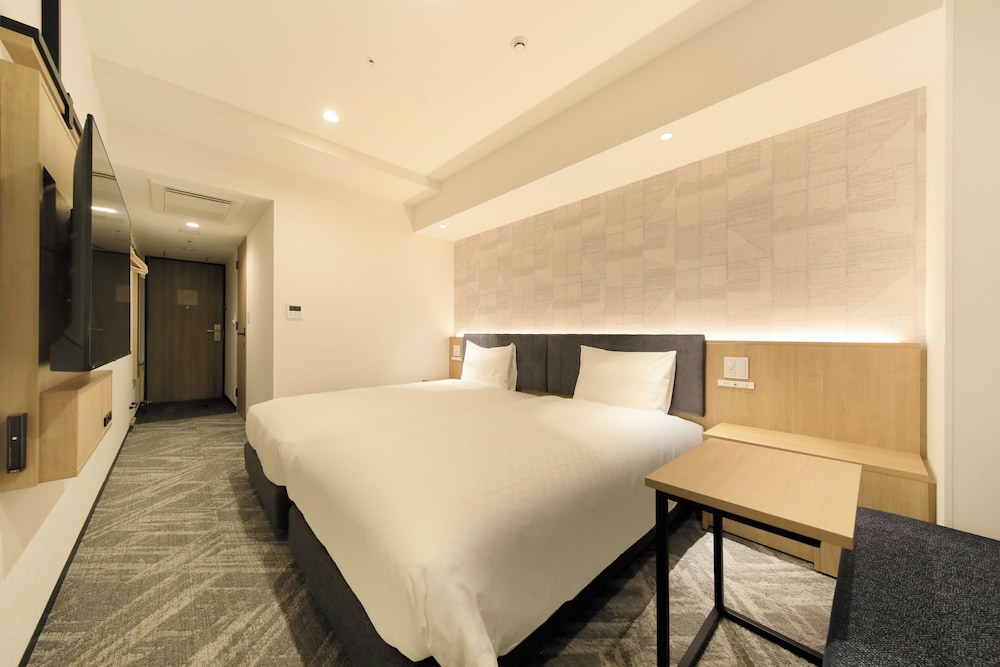 Superior Twin Room, Non Smoking - Photo 2