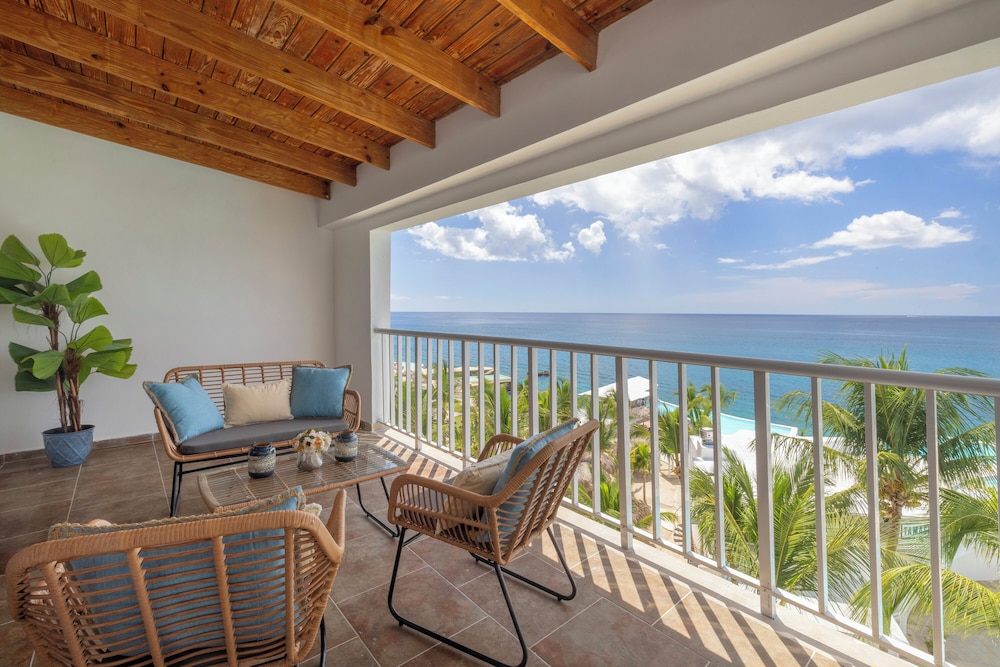 Junior Suite with sea view photo 3