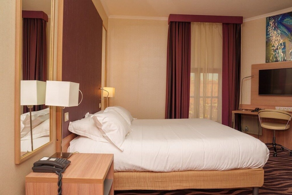 Premium Room - Photo 5