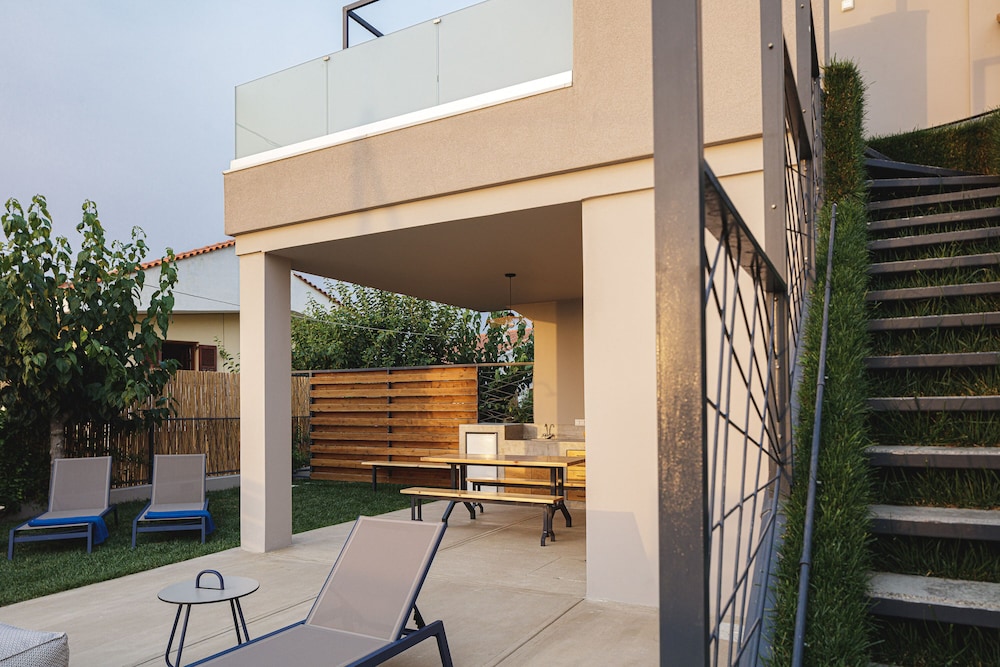 Luxury Villa photo 2