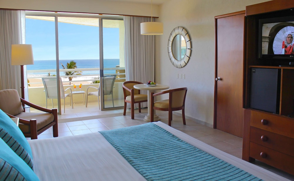 Superior Room, Sea View - Photo 3