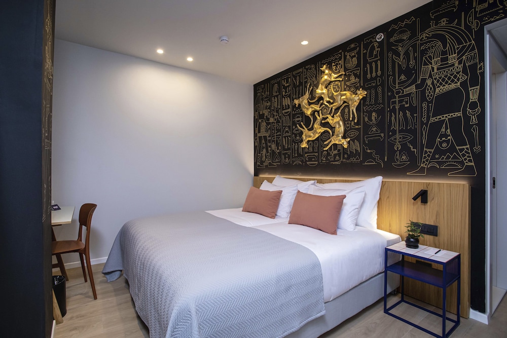 Premium Double or Twin Room - Photo 1