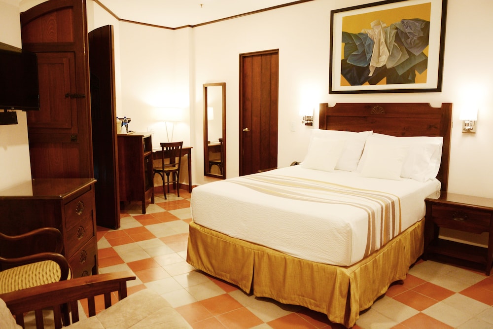 Executive Studio Suite, 1 Queen Bed, Non Smoking (Studio Room) photo 1
