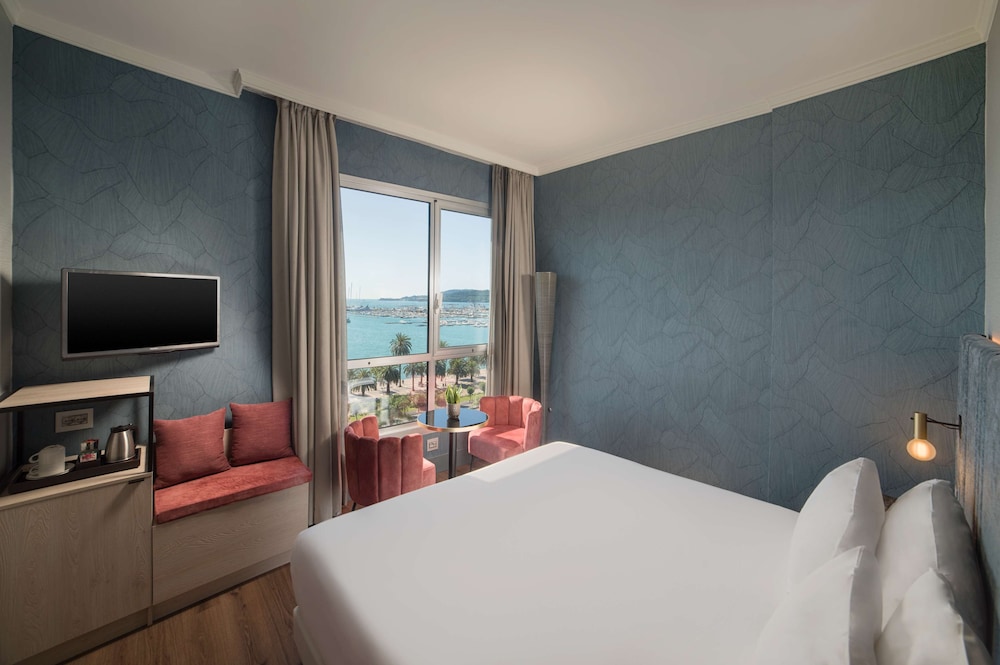 Superior Room (View) - Photo 6
