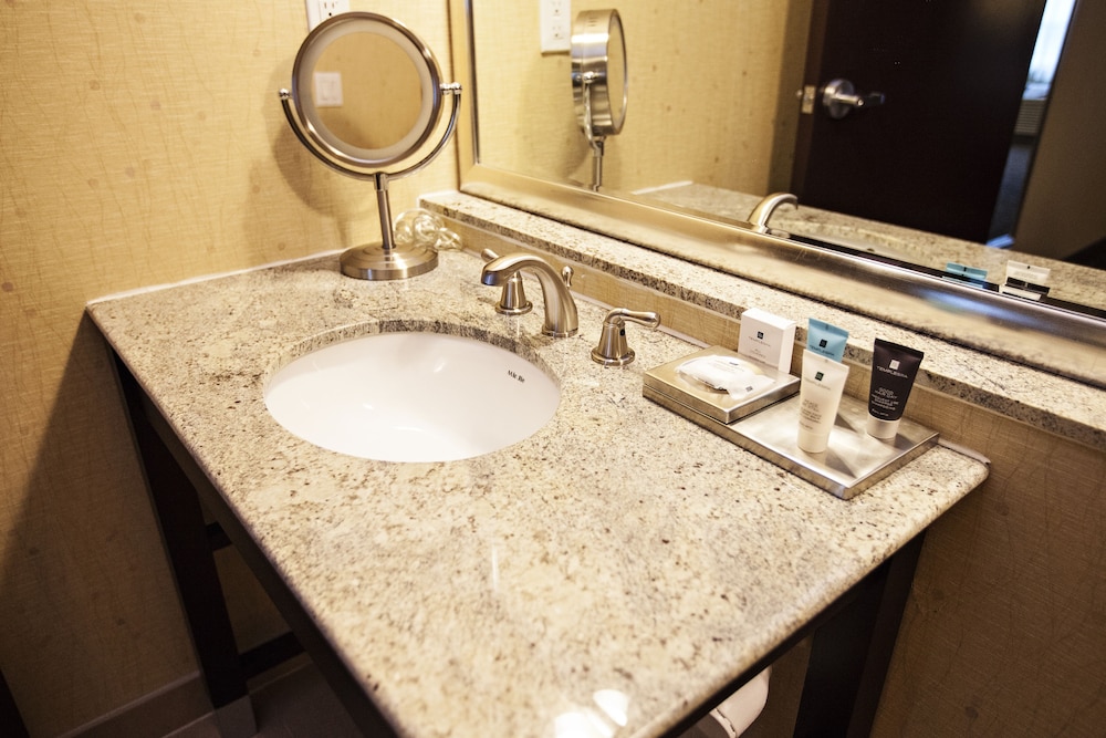 Suite, 1 Bedroom (Microwave) - Photo 1