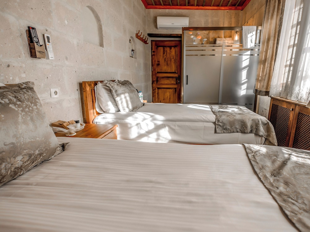 Hurrem Twin Deluxe Room photo 2