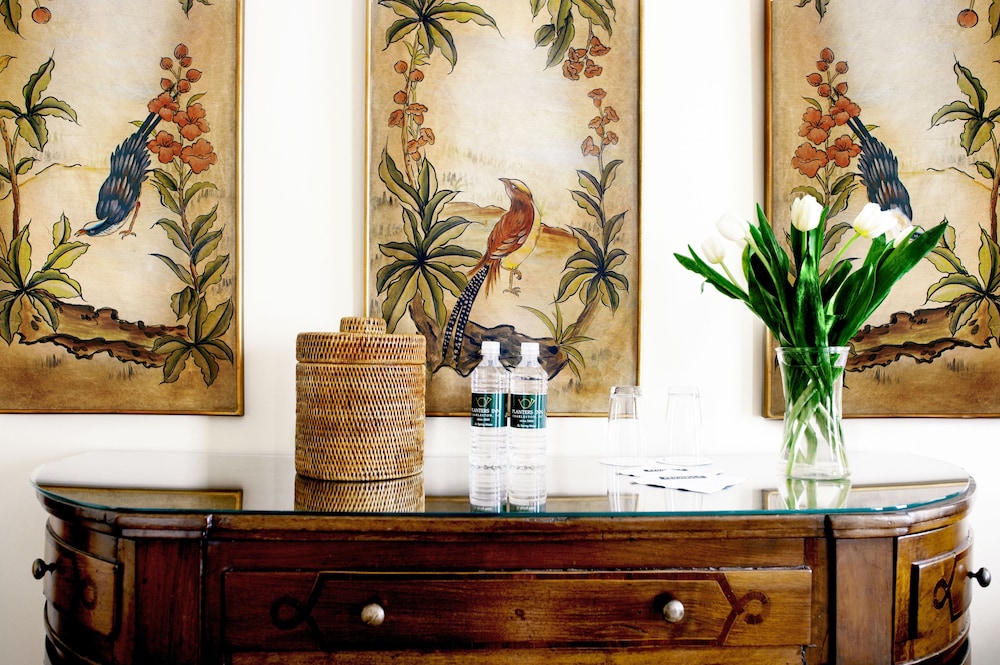 Charleston King - Photo 3