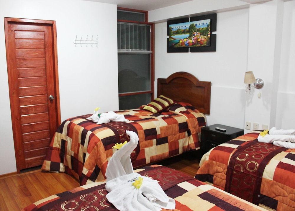 Triple Room, 3 Twin Beds, Private Bathroom photo 2