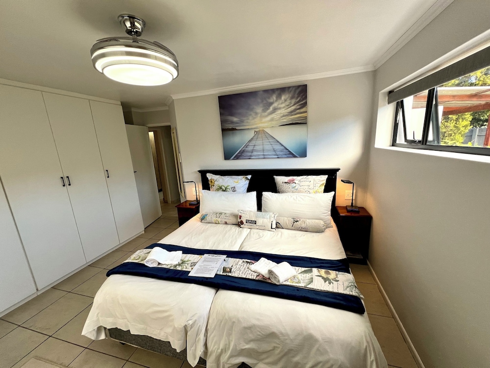 Superior Twin Room, 1 Bedroom, Kitchen, Garden Area photo 3