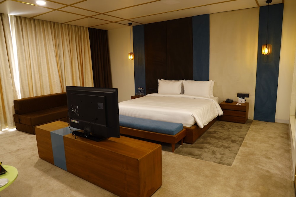 Suite - Photo 6