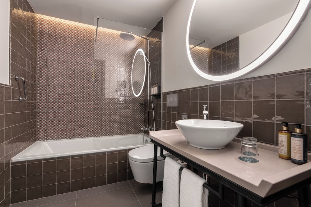 Superior Double Room (Arte Original) - Photo 6