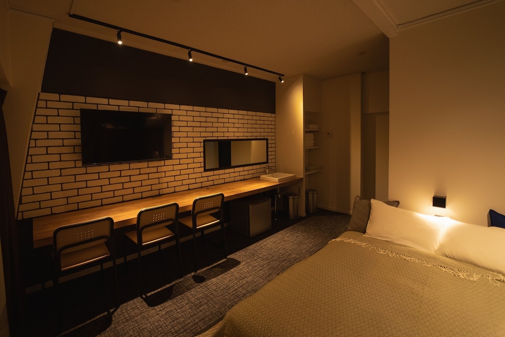Deluxe Room - Photo 3