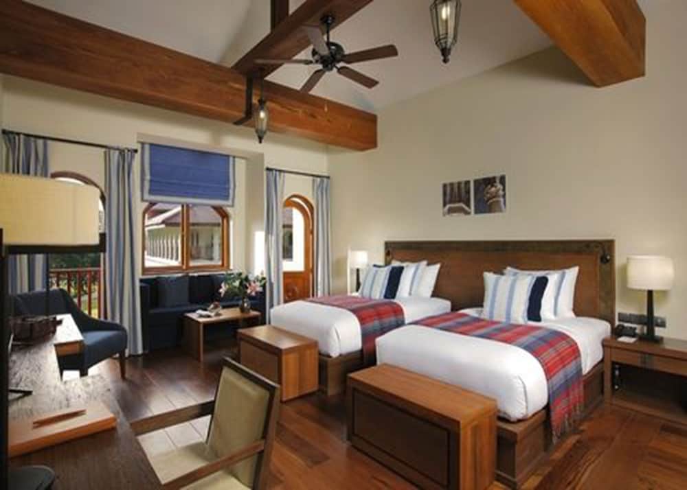 Deluxe Room, 1 Bedroom, Non Smoking, Garden View