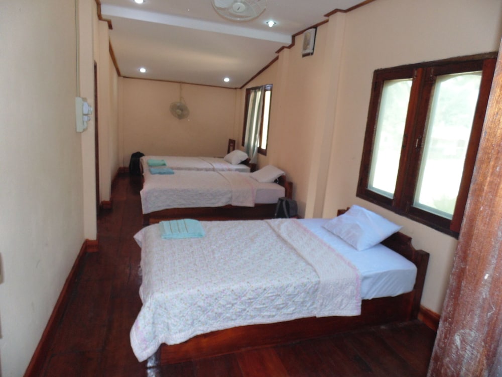 Triple Room with Balcony (Fan) photo 1