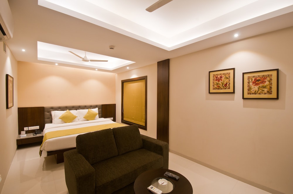 Premium Room - Photo 10