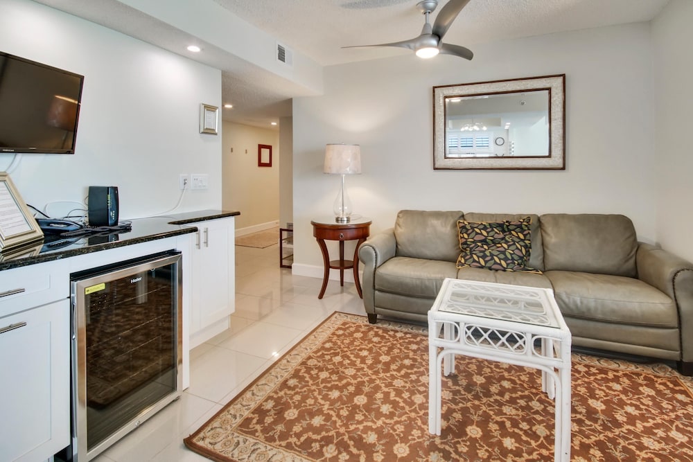 Condo, Multiple Beds (Trillium 5C - Premier) photo 1