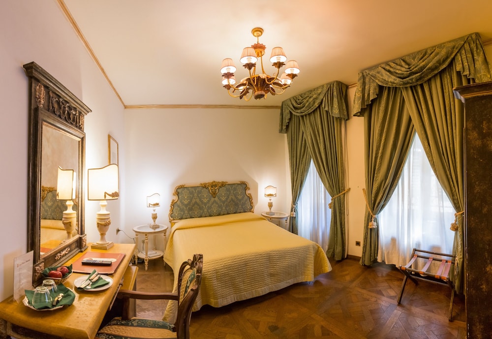 Standard Double Room - Photo 3
