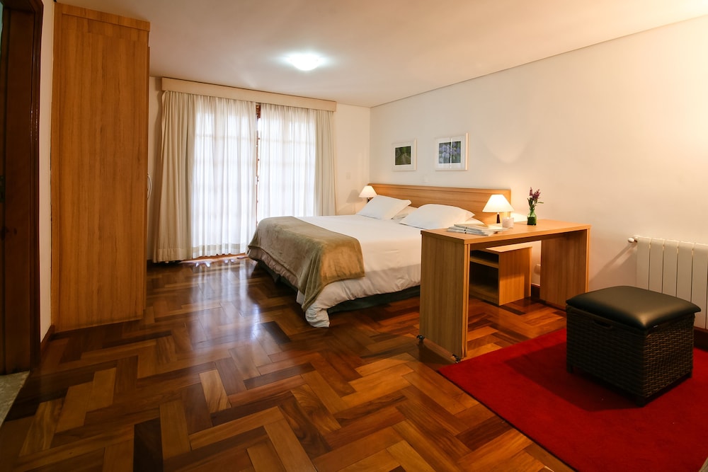 Premier Studio Suite, 1 Double Bed, Balcony photo 2