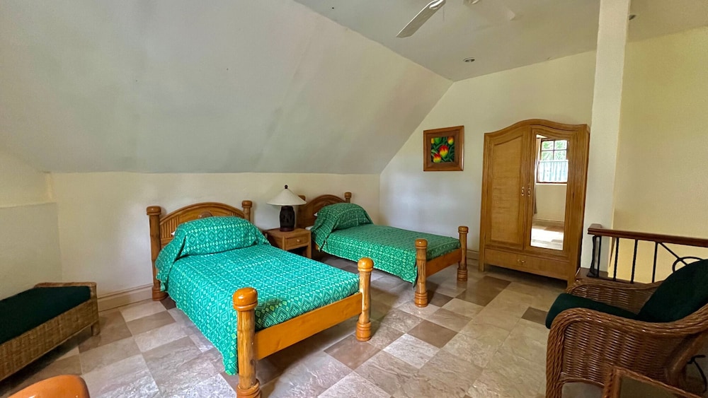 Villa Suite - Photo 6