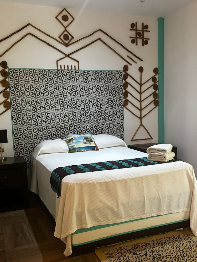 Deluxe Double Room, Beach View - Photo 3