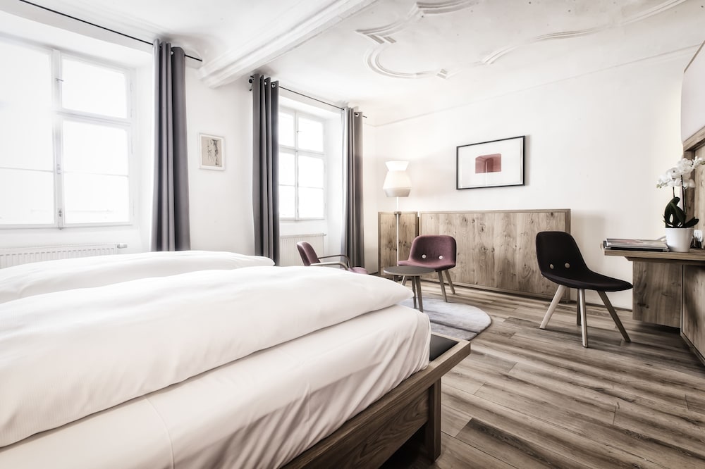 Double Room (medium) - Photo 3