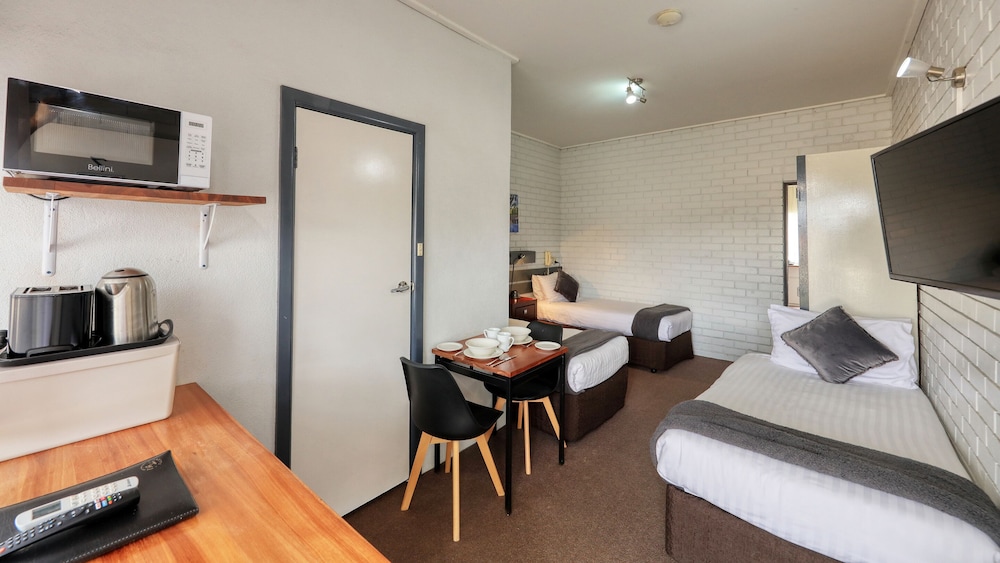 Standard Room, Non Smoking (Queen Single Room) photo 3
