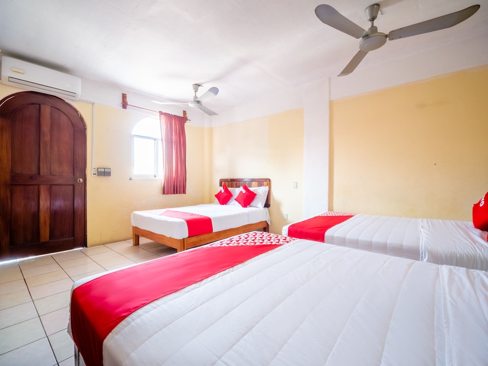 Standard Room (Three beds) - Photo 10