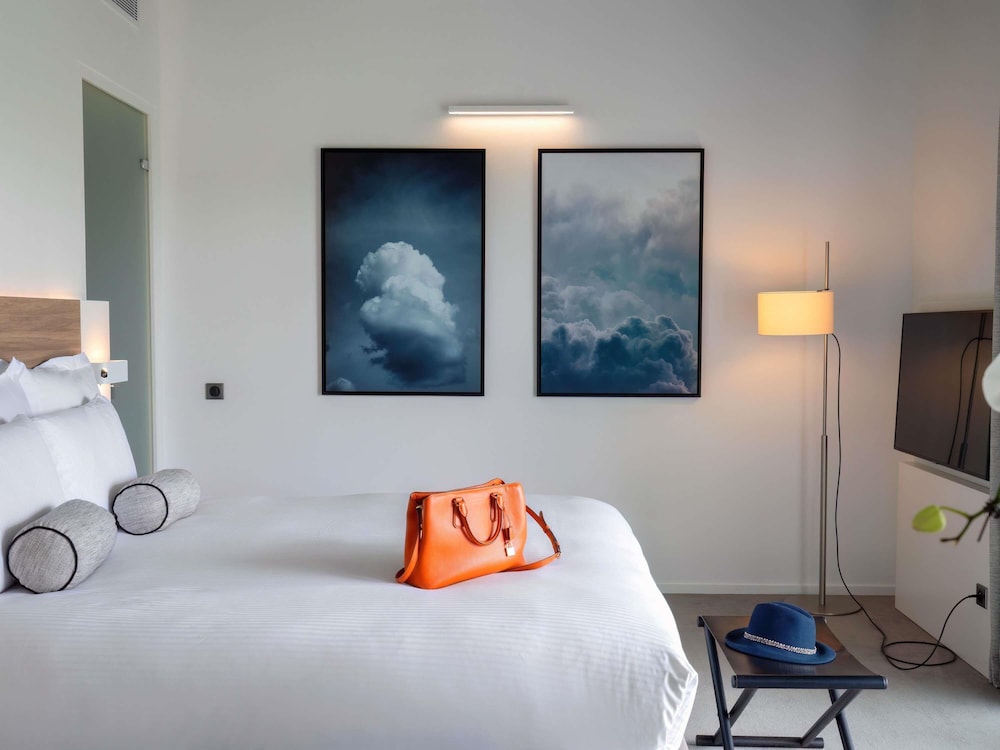 Executive Suite, 1 King Bed, Terrace (Forest View) - Photo 6