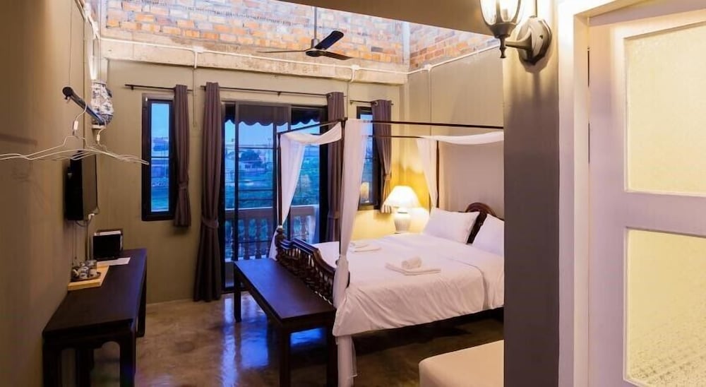 Signature Triple Room, 1 Bedroom photo 1