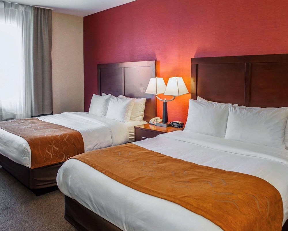 Suite, 2 Queen Beds, Non Smoking photo 1