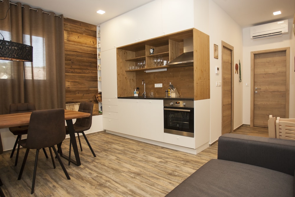 Family Apartment photo 3