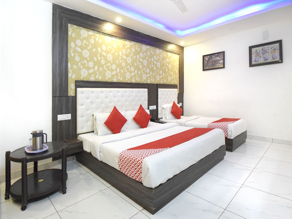 Deluxe Double Or Twin Room, 1 King Bed photo 1